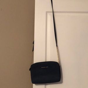 Jet setter crossbody